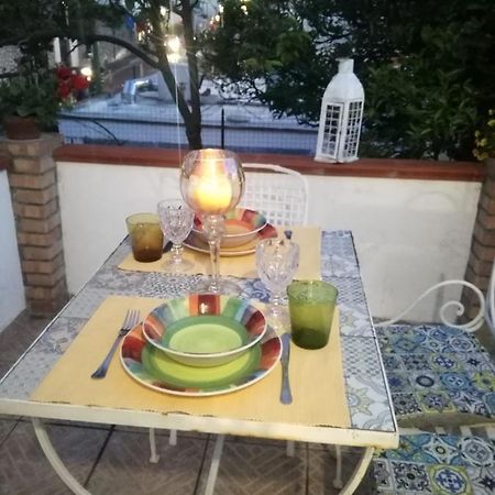 La Dependance Di Zio Giovanni Apartment อนากาปรี ภายนอก รูปภาพ