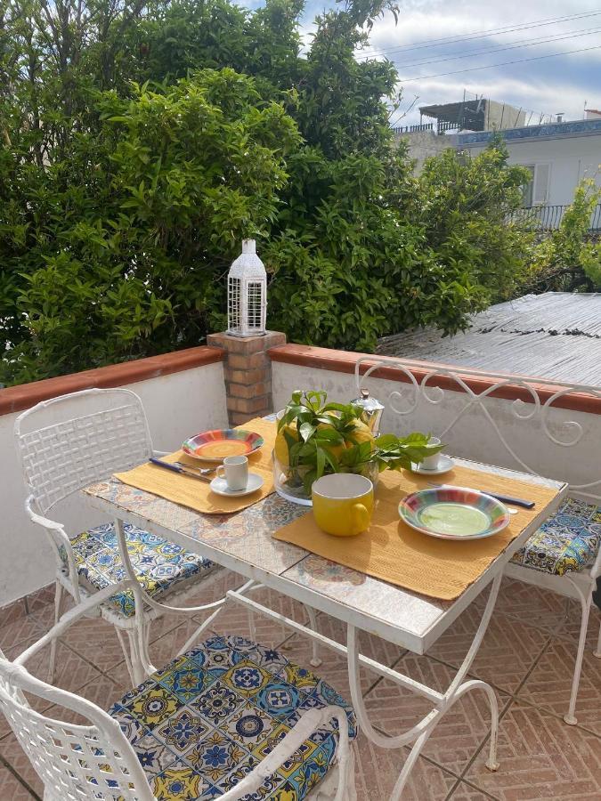 La Dependance Di Zio Giovanni Apartment อนากาปรี ภายนอก รูปภาพ